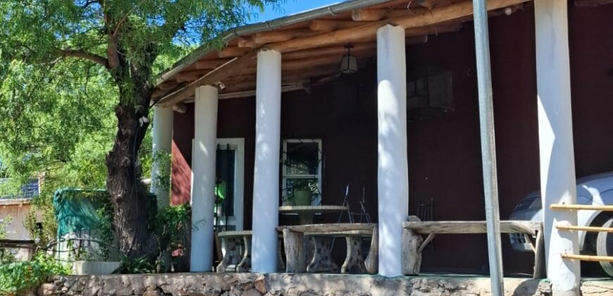 SE VENDE CASA CON GRAN VISTA A LAS SIERRAS-2 DORMITORIOS