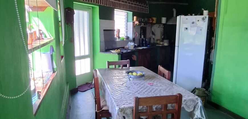 SE VENDE CASA CON GRAN VISTA A LAS SIERRAS-2 DORMITORIOS