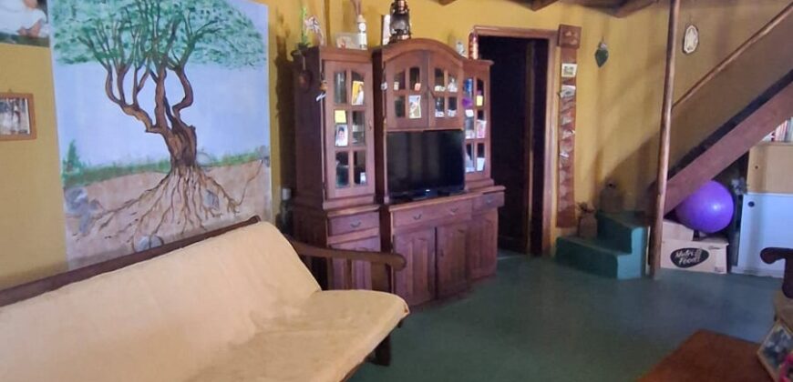 SE VENDE CASA CON GRAN VISTA A LAS SIERRAS-2 DORMITORIOS