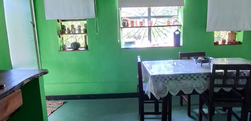 SE VENDE CASA CON GRAN VISTA A LAS SIERRAS-2 DORMITORIOS