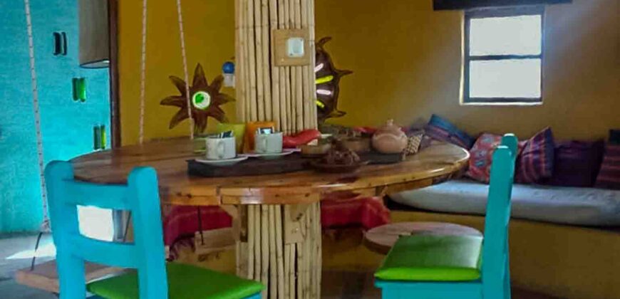 SE VENDE HERMOSO COMPLEJO CON CASA PRINCIPAL+DEPARTAMENTO+DOMO+PILETA