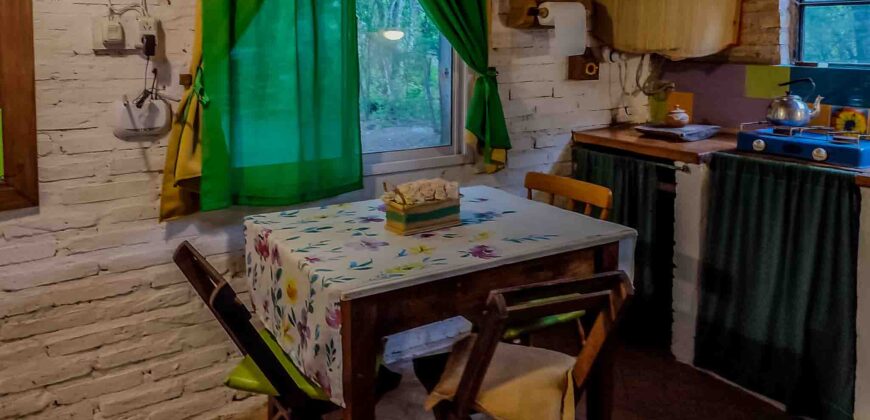 SE VENDE HERMOSO COMPLEJO CON CASA PRINCIPAL+DEPARTAMENTO+DOMO+PILETA