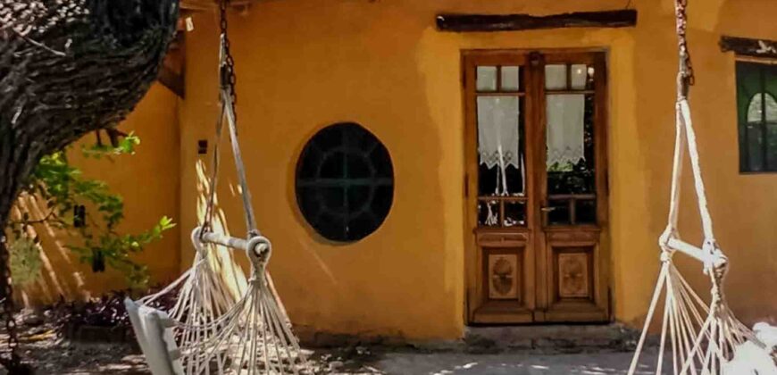 SE VENDE HERMOSO COMPLEJO CON CASA PRINCIPAL+DEPARTAMENTO+DOMO+PILETA