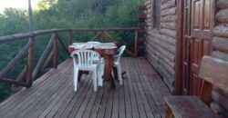 CABAÑA DE MADERA EN LA LOMA- TRES DORMITORIOS