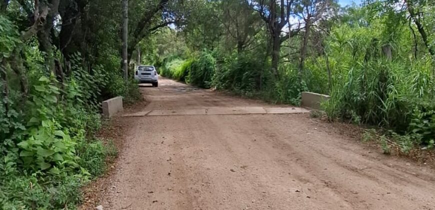 TERRENO EN LAS GRAMILLAS- 4000m2 CON PILAR DE LUZ