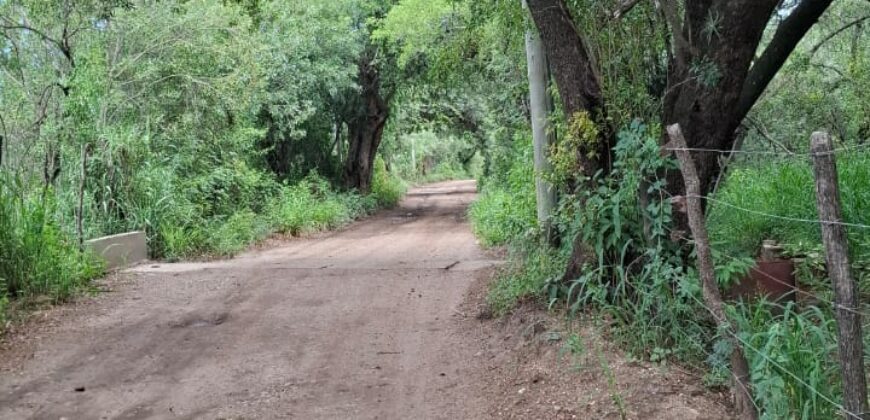 TERRENO EN LAS GRAMILLAS- 4000m2 CON PILAR DE LUZ