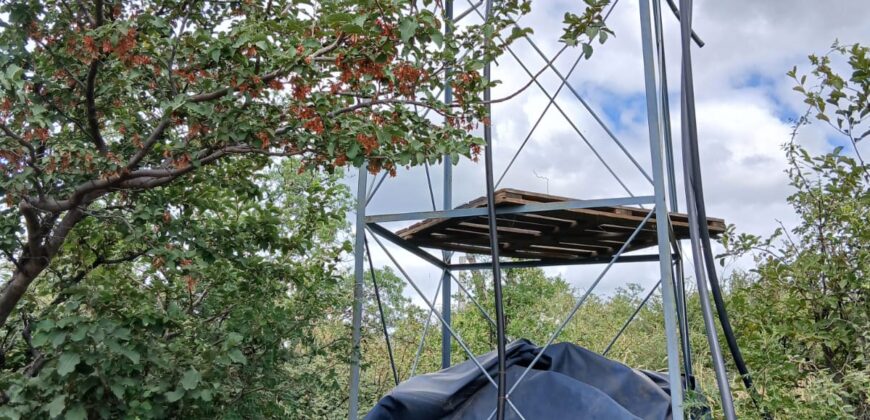 DOS DOMOS EN LAS SIERRAS – TERRENO DE 1.130m2