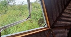 DOS DOMOS EN LAS SIERRAS – TERRENO DE 1.130m2