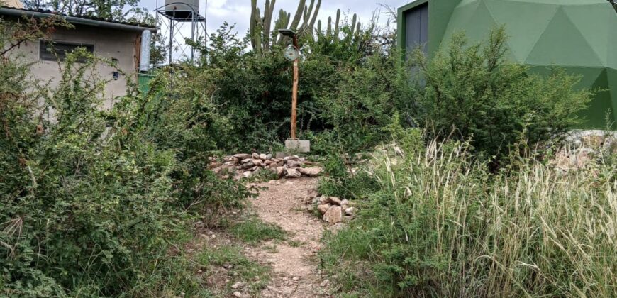 DOS DOMOS EN LAS SIERRAS – TERRENO DE 1.130m2