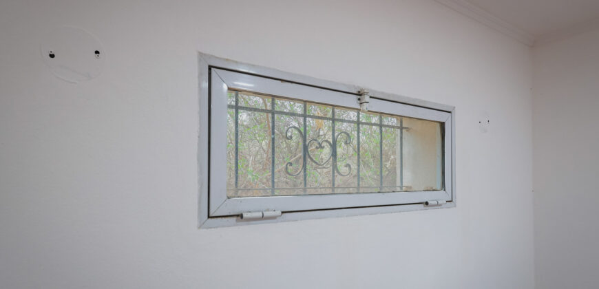 CASA DE DOS PLANTAS CON BALCON TERRAZA- 4 DORMITORIOS- A METROS DEL RIO