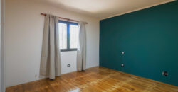 CASA DE DOS PLANTAS CON BALCON TERRAZA- 4 DORMITORIOS- A METROS DEL RIO