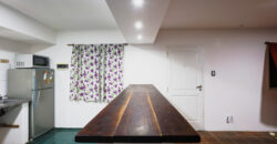 CASA DE DOS PLANTAS CON BALCON TERRAZA- 4 DORMITORIOS- A METROS DEL RIO