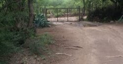 SE VENDE CASA + DEPARTAMENTO- SUP.12.719m2- LAS GRAMILLAS