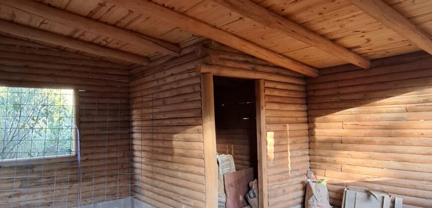 SE VENDE PROPIEDAD CON CASA PRINCIPAL + DOS CABAÑAS
