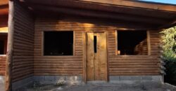 SE VENDE PROPIEDAD CON CASA PRINCIPAL + DOS CABAÑAS
