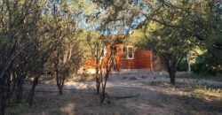 SE VENDE PROPIEDAD CON CASA PRINCIPAL + DOS CABAÑAS