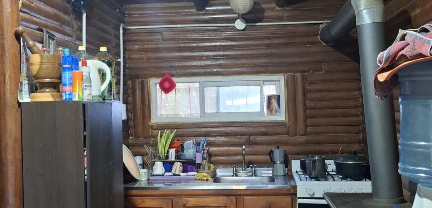 SE VENDE PROPIEDAD CON CASA PRINCIPAL + DOS CABAÑAS