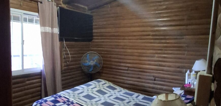 SE VENDE PROPIEDAD CON CASA PRINCIPAL + DOS CABAÑAS