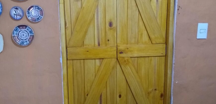 CHALET SOBRE CALLE SAN MARTIN- CASA+DOS DORMIS+LOCAL COMERCIAL