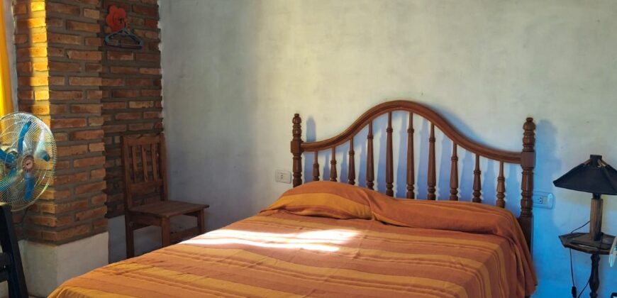 CHALET SOBRE CALLE SAN MARTIN- CASA+DOS DORMIS+LOCAL COMERCIAL