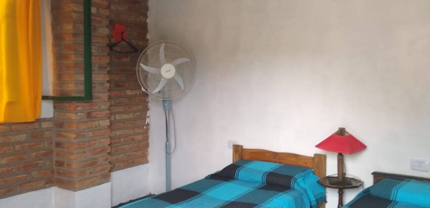 CHALET SOBRE CALLE SAN MARTIN- CASA+DOS DORMIS+LOCAL COMERCIAL