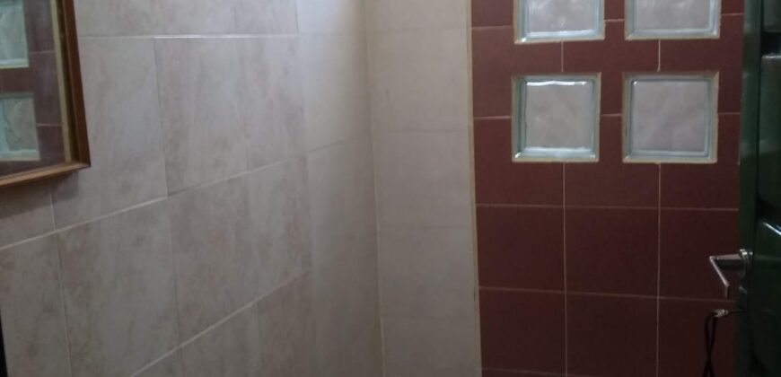 CHALET SOBRE CALLE SAN MARTIN- CASA+DOS DORMIS+LOCAL COMERCIAL