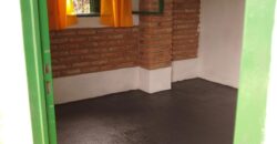CHALET SOBRE CALLE SAN MARTIN- CASA+DOS DORMIS+LOCAL COMERCIAL