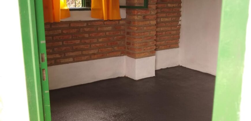 CHALET SOBRE CALLE SAN MARTIN- CASA+DOS DORMIS+LOCAL COMERCIAL