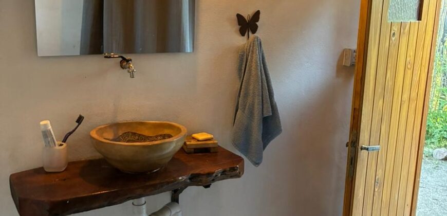 SE VENDEN DOS CASAS EN EL RINCON CON AMPLIO PARQUE, LISTAS PARA HABITAR!