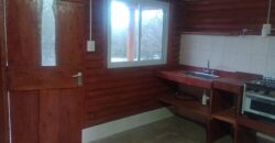 SE VENDE PROPIEDAD CON CASA PRINCIPAL + DOS CABAÑAS
