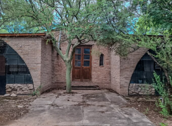 AMPLIA PROPIEDAD EN VENTA – BARRIO LAS GRAMILLAS