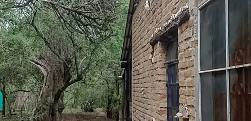 AMPLIA PROPIEDAD EN VENTA – BARRIO LAS GRAMILLAS