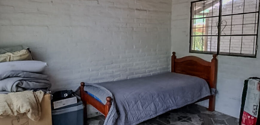 AMPLIA PROPIEDAD EN VENTA – BARRIO LAS GRAMILLAS