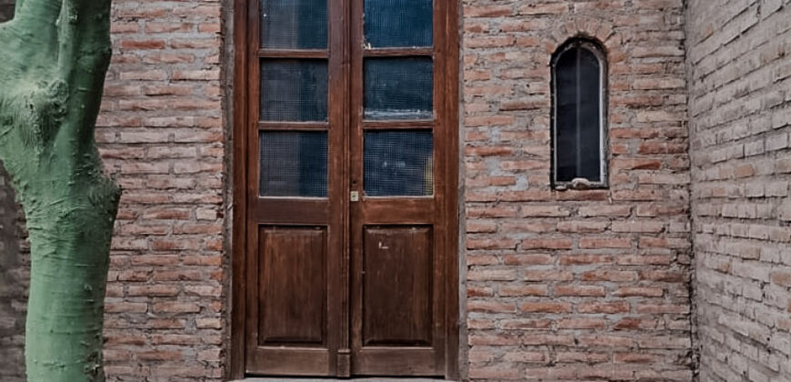 AMPLIA PROPIEDAD EN VENTA – BARRIO LAS GRAMILLAS