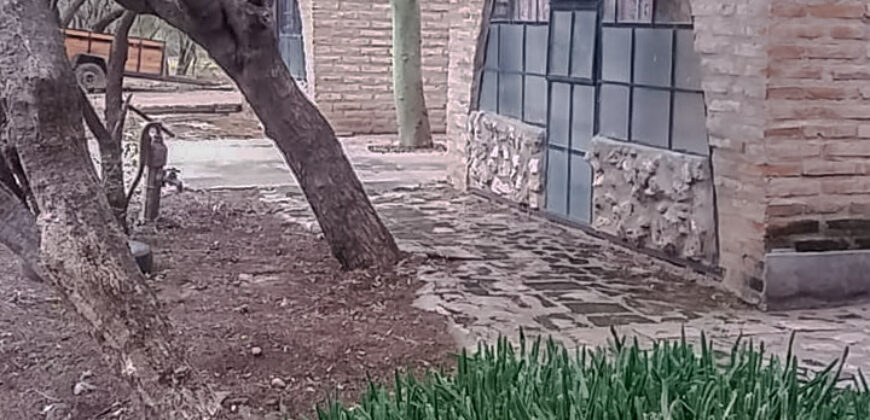 AMPLIA PROPIEDAD EN VENTA – BARRIO LAS GRAMILLAS